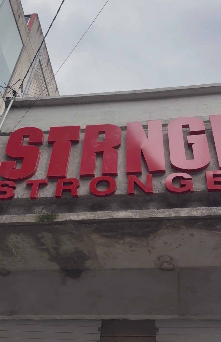 Strngr